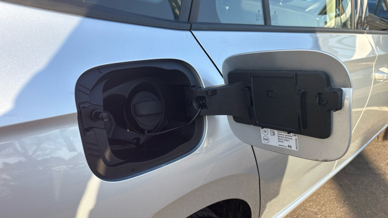 Skoda Scala 1.0 TSI 116 SE Edition 5dr DSG Petrol Hatchback